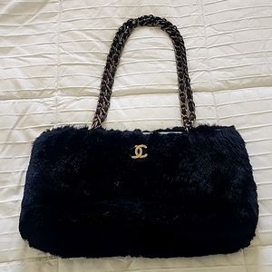 CHANEL FUR BLACK PURSE